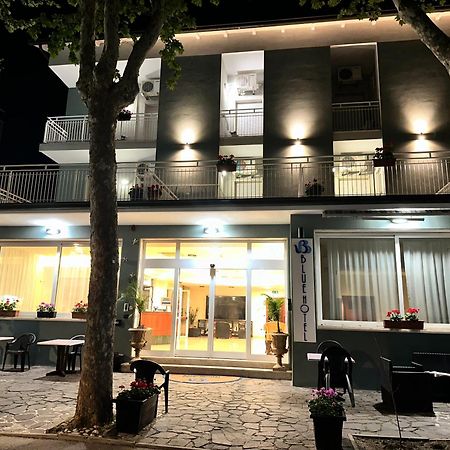 Blue Loft Hotel Cesenatico Exterior photo