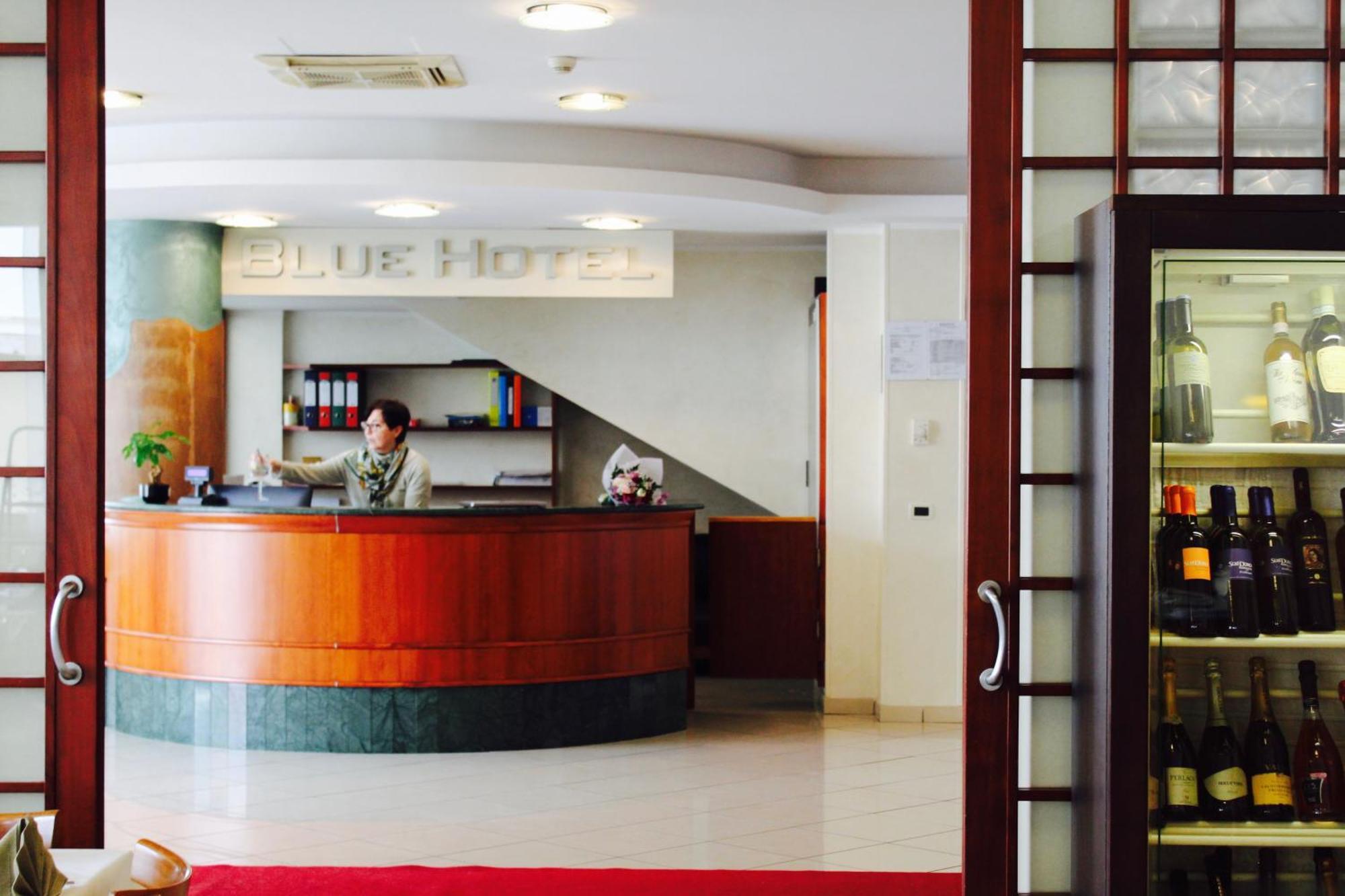 Blue Loft Hotel Cesenatico Exterior photo