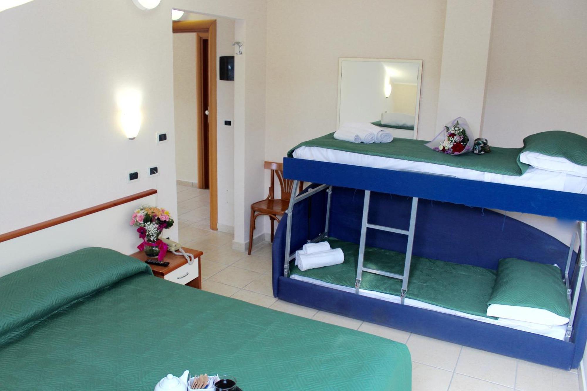 Blue Loft Hotel Cesenatico Exterior photo