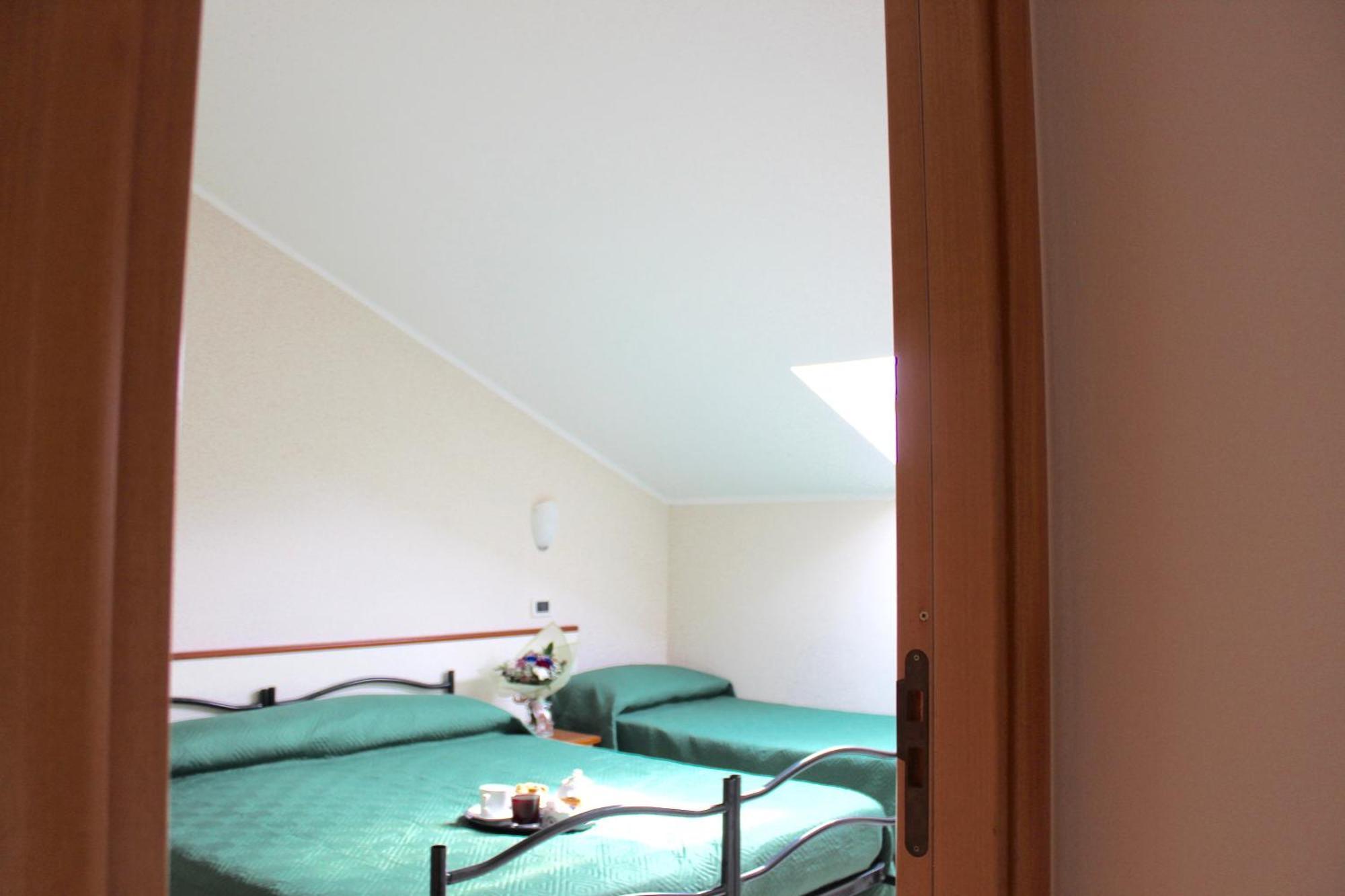 Blue Loft Hotel Cesenatico Exterior photo