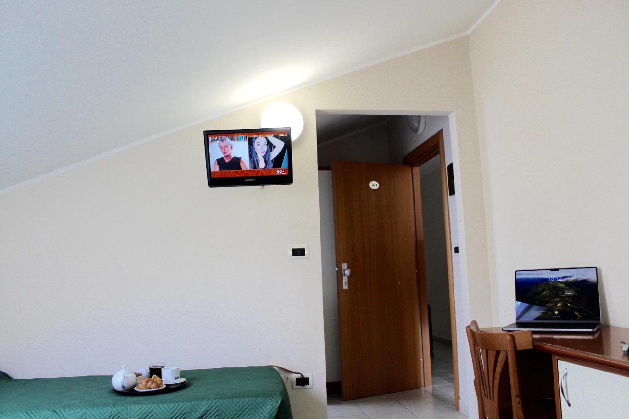 Blue Loft Hotel Cesenatico Exterior photo