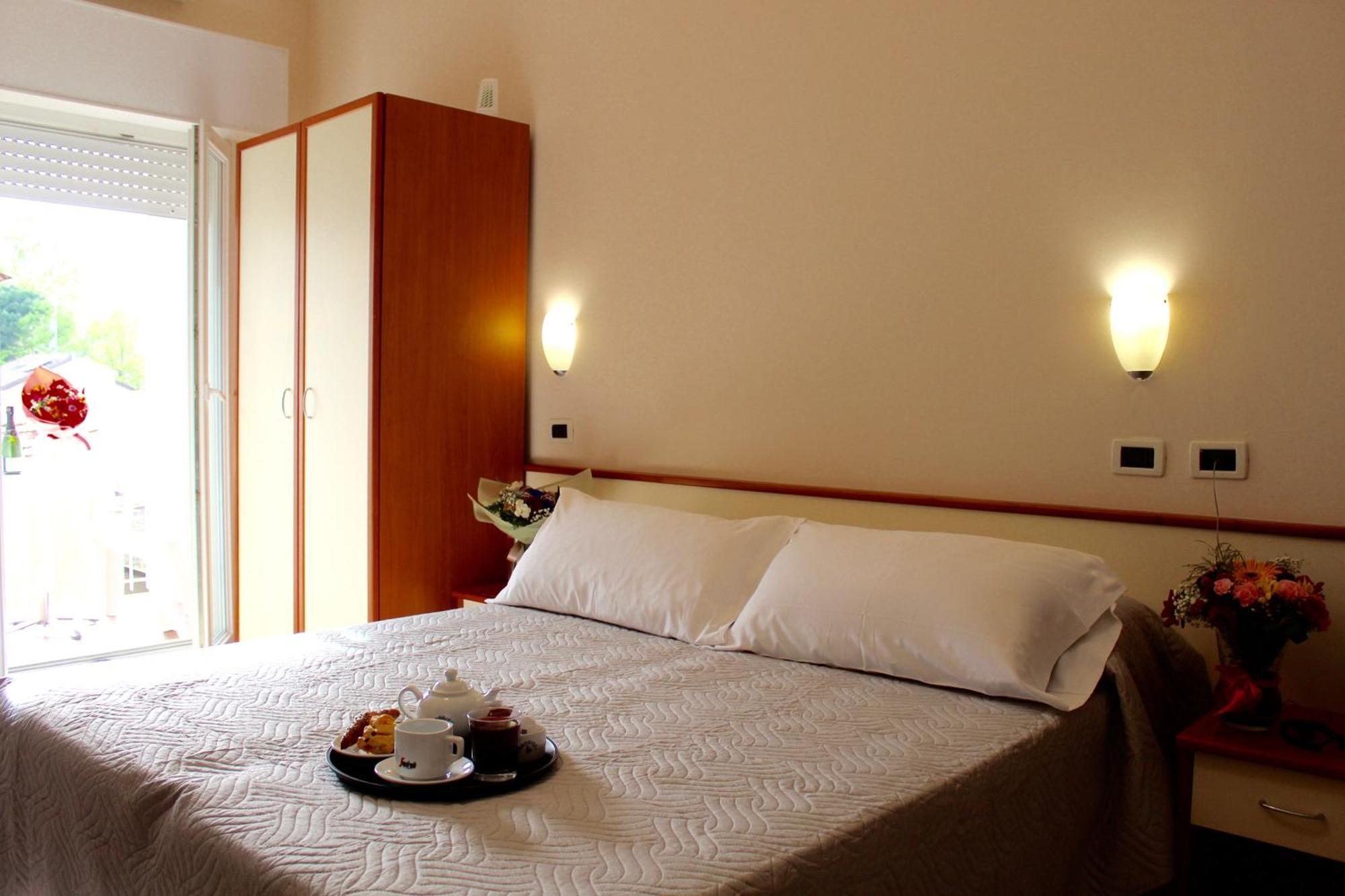 Blue Loft Hotel Cesenatico Exterior photo